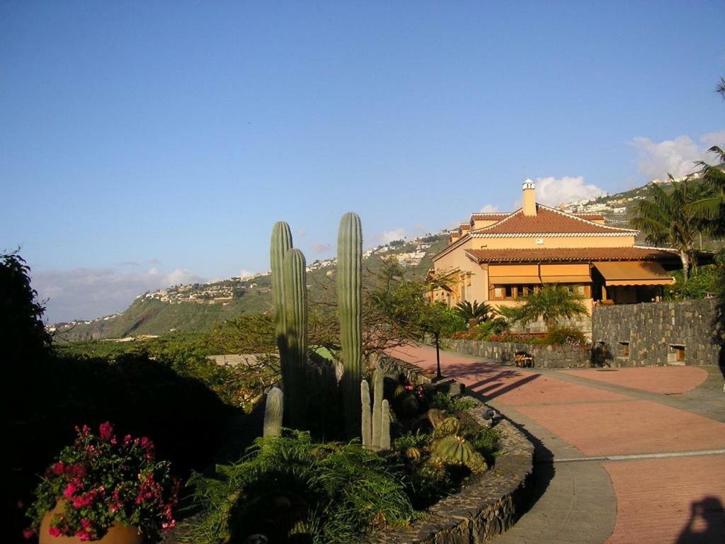 Lujoso Apartamento En Finca Robles 2 La Orotava Luaran gambar